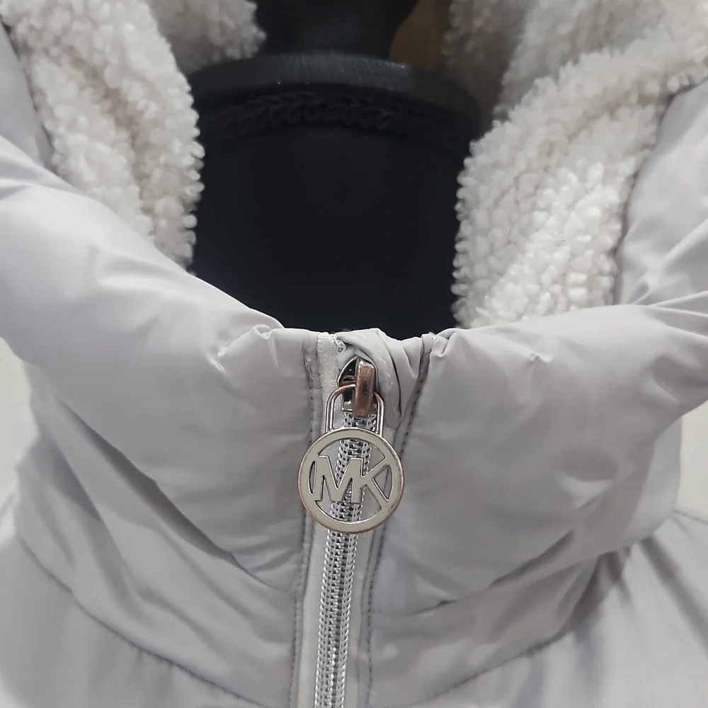 Michael Kors Light Grey Puffer Coat Size 7/8
